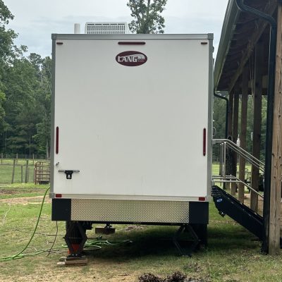 restroom-trailer